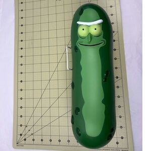 Rick and Morty: The Pickle Rick Game (2018) – Cryptozoic Board Game Pickle Box